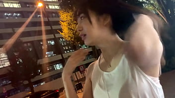 竟然在皇宫里跑步的时候，认真勾引一个美丽的已婚女人！ ！从屁股开始，爱屁股，到屁股结束，饱满的蜜桃屁股！ ！第1部分