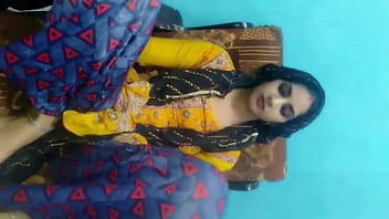 私のかわいい新婚隣人バビとのセックス、インド人バビのヒンディー語オーディオのセックスビデオ