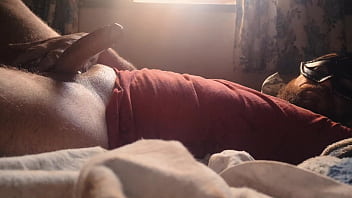 ペニスが射精するのを見るのは好きですか? Bad Wolf28 が解決策を持っています