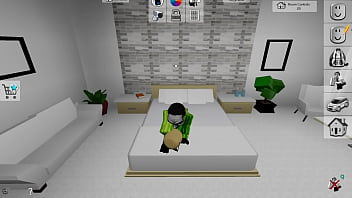 小さなネズミがヴィルジョーラにフェラをしながらシグマのスイカにお尻を押しつぶされ、サノスがオナニーしているのを隠して見ている