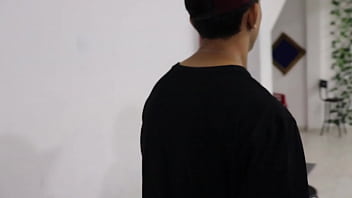 ボーイフレンド同士で賭けましょう!! ～彼女がセックスと引き換えにパーティーに応じてくれました！