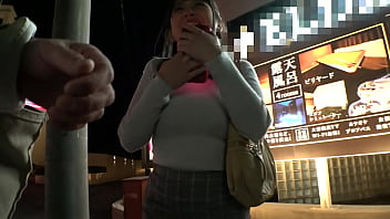 巨乳日本の若い女性アイドルの秘密映像