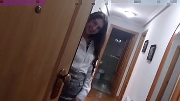 教師に犯された若い女性。シャナックスナウ