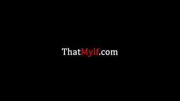 Твоя киска тоже нуждается в тренировке - ThatMylf