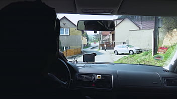 無料乗車のために2本の巨大な黒人チンポに犯されるホットな熟女ヒッチハイカー