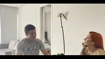 私が兄に尻を与えているところを夫に見られそうになった