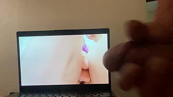 Taiphim66Xxの動画を見ながらオナニー自慰行為する変態おじさん