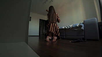 秘密。経験豊富な妻は夫の友人全員に犯される。本物の反逆