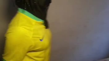 Дешевую сучку хардкорно трахнули
