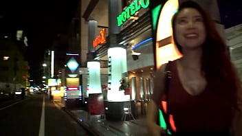 欲求不満完熟ボディな元ゴーゴーダンサーのギャル妻をハメ倒す！！ダンス仕込みの妖艶な腰使いで中出しまで要求してしまう淫乱奥様に特濃精子があふれ出る！！3発た～っぷり連続中出し！！Part2