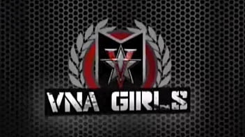 Шлюшку с большой задницей Skylar Snow так жестко вырывают изо рта и киски!