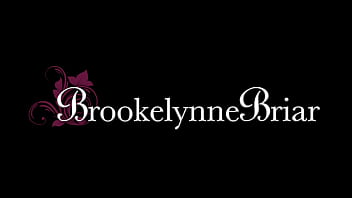 Brookelynne Briar пьет сперму в презервативе по четвергам