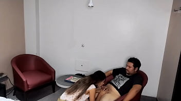 KNOCK KNOCK 保険ブローカー？私は彼女の中に来て、そうして彼女は仕事を確保することができたので、一年中雇用できることを嬉しく思います。