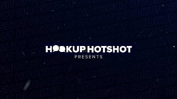 ディープスロートダークデートのサラ・バンクスがブライアンの白いチンポを吸う！