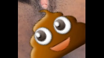 お尻が濡れてしまうまでたくさん舐めてください