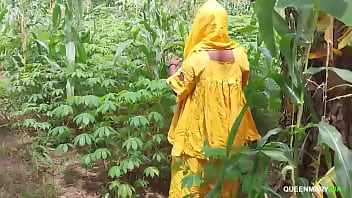 ラゴスの女性地主が農場を視察に行ったら犯された