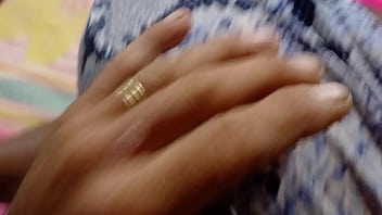 新しい胸のパンティーを履いてチンポによだれを垂らす結婚生活 - カザル・アレックス・クラウ