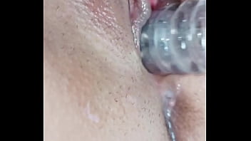 セックスに狂った変態が強迫的に自分自身に触る