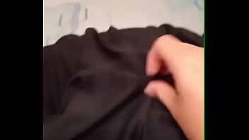 私は義理の弟の母乳を搾乳します