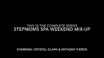 Stepmoms Spa Weekend Mix-Up!