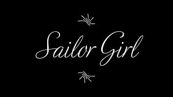 Жадная шлюшка получает сперму в рот - Sailor Girl Hotwife