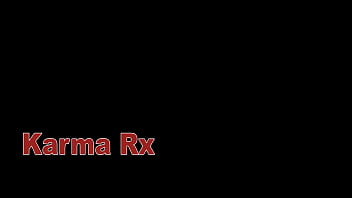 KARMA RX 巨乳青い目セクシーな美女の POV フェラチオとザーメンごっくん