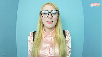 セクシーな女性型ロボット、ジェニー4000がオナニーして崩壊する