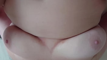 巨乳の欲求不満な熟女とセックス