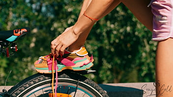 私の自転車旅行は熱いセックスで終わった 4K