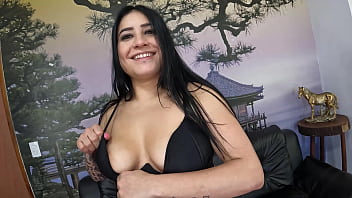 パロマ・ゲデスが才能ある男性と初めて激しいアナルでセックス
