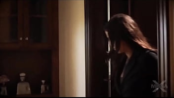 熱いブルネットが情熱的なセックスを楽しむ（スペイン語字幕）