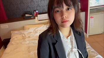 彼氏がいるのに男友達と仕事終わりに飲みに行って、沢山飲んだらムラムラしてしまってラブホで浮気してしまいました…