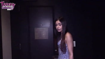 ストッキングを履いた巨乳の Xxlayna Marie が義父の Seth に中出しさせます!