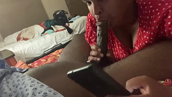 イマームの元妻が電話中に彼とチンポをしゃぶる