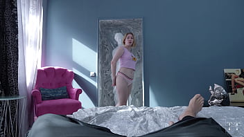POV: 淫乱な若い女性がフェラチオ教室で学んだことを義父に教える