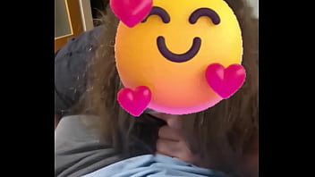 子宮内にスチールとシリコンのネジを使用してサウンディングします。私のコックにシリコンインサートを入れてファック..