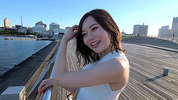 第 1 部分 - 由於性慾過強而與前男友離婚，她又和朋友一起進行新一輪現場性愛！超美身材、模特兒比例的女神來啦！