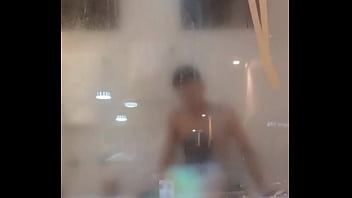 欲望に駆られた私は、モーテルのホットタブで才能のある男とセックスをしに行きました パート2（登録者には別の角度があります）