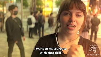 東京のヤバいセックスショップ探検！おもちゃの試用!!