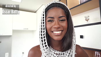 ジェニー・プレティニャ、19歳の完璧な胸を持つブラジルの黒檀が4本の巨大なチンポで犯される（DAP、DVP、アナル、ギャップ、黒檀、完璧な胸、2-2-4on1）OB452