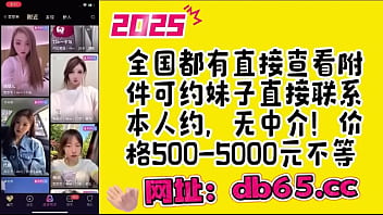 最高の脚の長い熟女を抱きしめて激しく突く