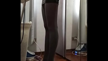 プレビュー セクシーな服にアイロンをかけることすらできない。夫は我慢できずに私を