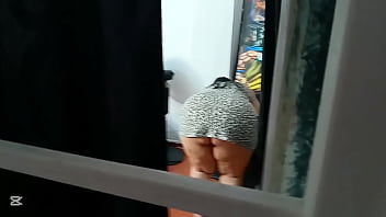 わあ、なんてセクシーだよ、義妹さん！おいで、私のチンポをしゃぶってあげるから、あなたのオマンコを愛撫してあげる