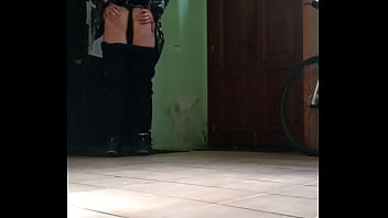 自家製乱交で3本のチンポをしゃぶる熟女BBW