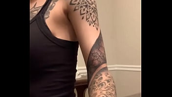 Dia de tatuagem! Estamos progredindo!! Esta é a minha terceira sessão com a manga toda!!?