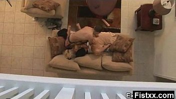 見事なお尻驚愕のフィスティングレディがこっそりドキドキ