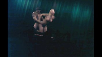アムステルダムRLDのカサロッソでのライブカップルセックスショー！