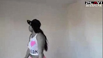モレナダンシングファンクこのモレナはHD720pを表します[1]